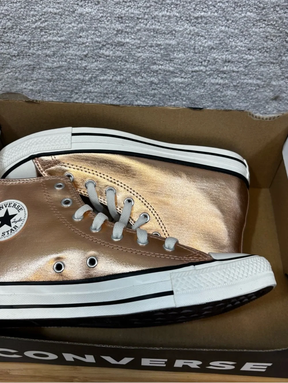 CONVERSE Chuck Taylor All Star Hi‎ Top Metallic Gold Big Kids Sz 5.5 Woman’s 7.5